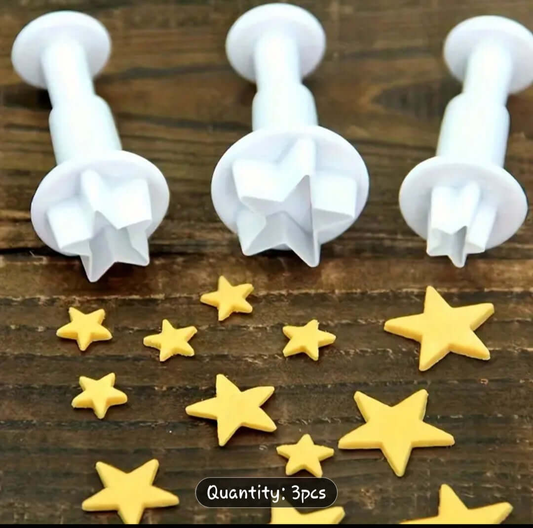 Cutters Star Shape Cutter Set - Celestial Theme Baking Tools with star-shaped fondant cutouts and star cutter tools.